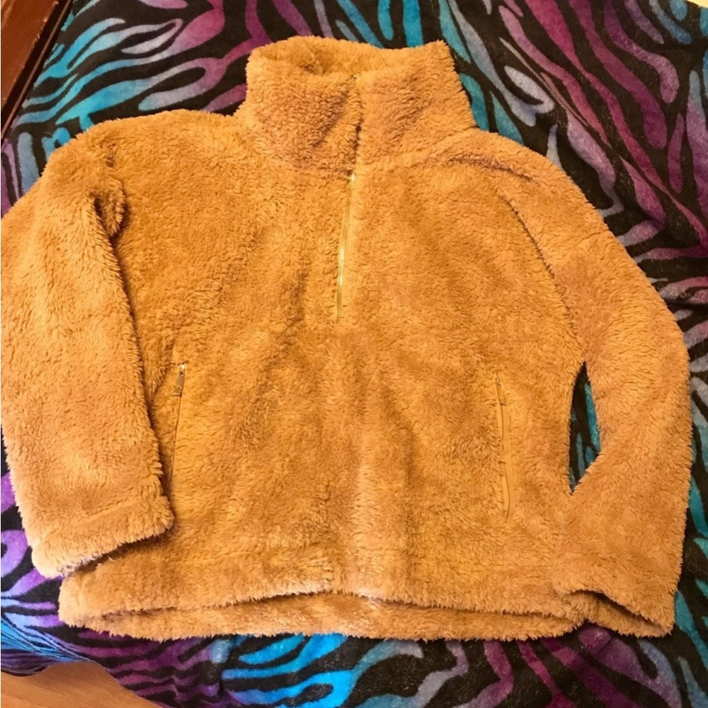 NWT Tommy Hilfiger teddy fleece pullover sweatshirt